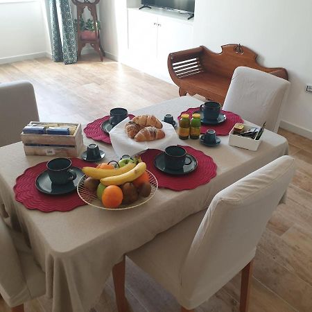 Museum Home Holiday Наполи Екстериор снимка